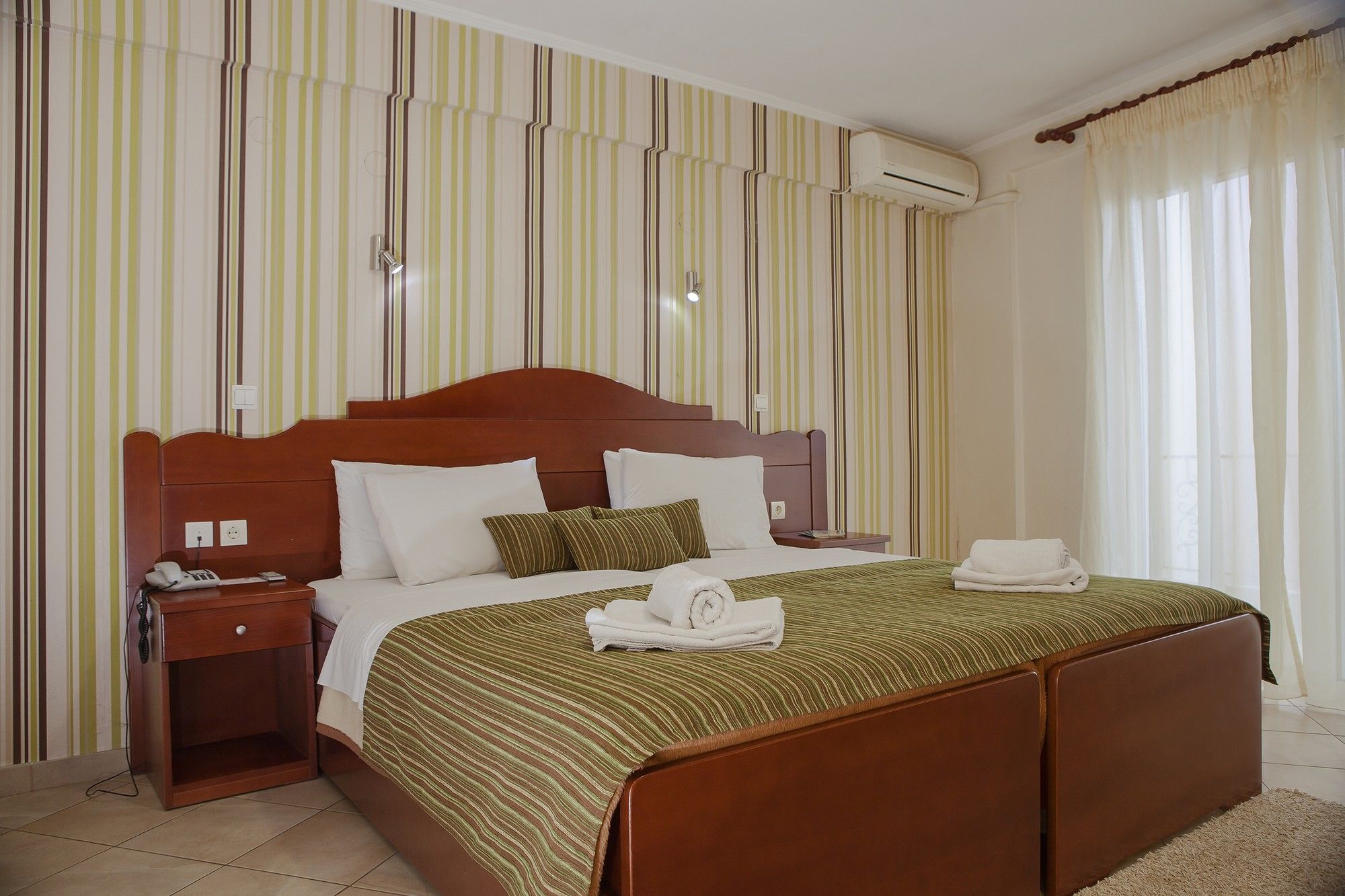 Akti Hotel يانينة المظهر الخارجي الصورة